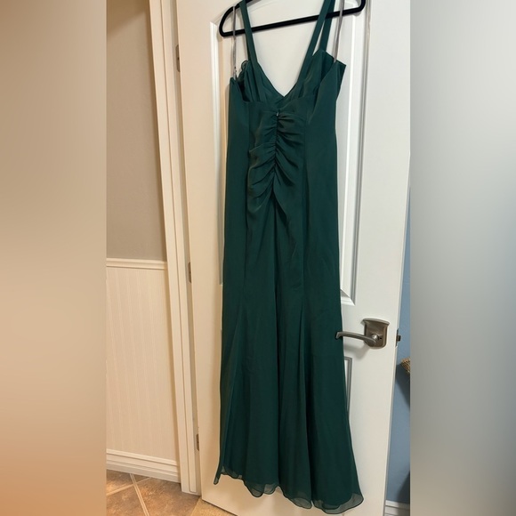 NWT White by Vera Wang Forest Green Ruched Ruffle Maxi Formal Bridesmaid Dress - Picture 3 of 11